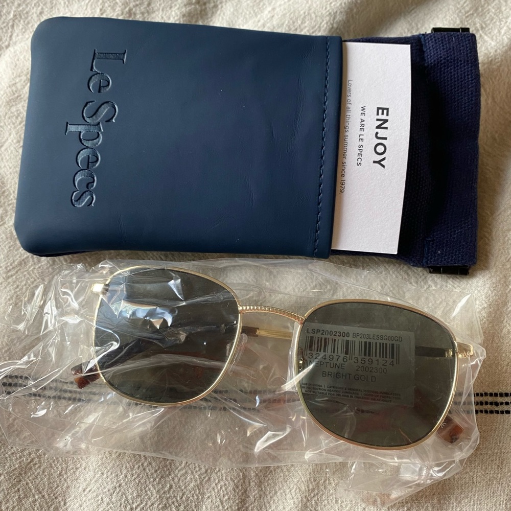 NIB le specs Neptune sunglasses